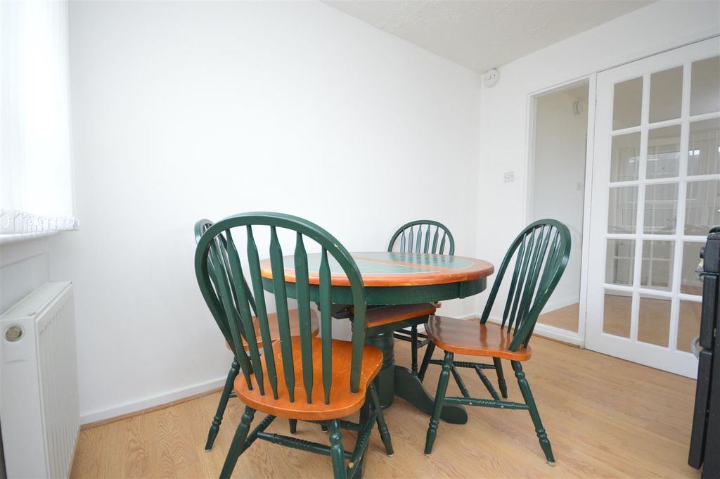 Additional image 5 of 2 bed flat for saleBraehead, Alexandria G83