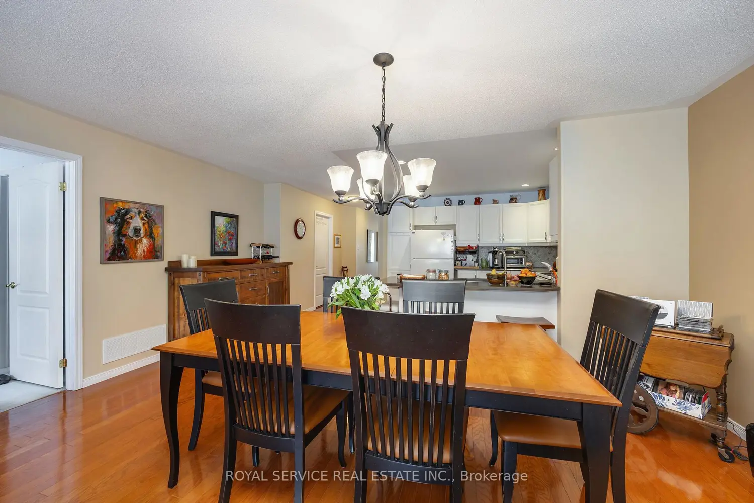 Additional image 7 of 877 Wentworth Street 6