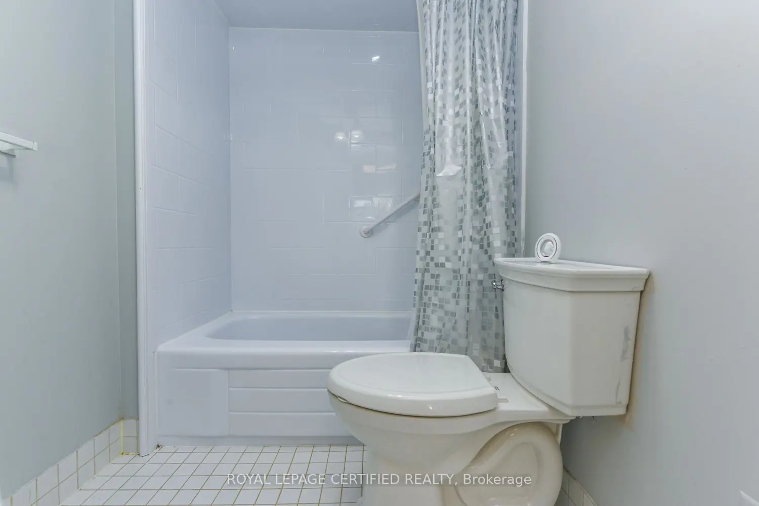 Additional image 8 of 8 Lisa Street 2807