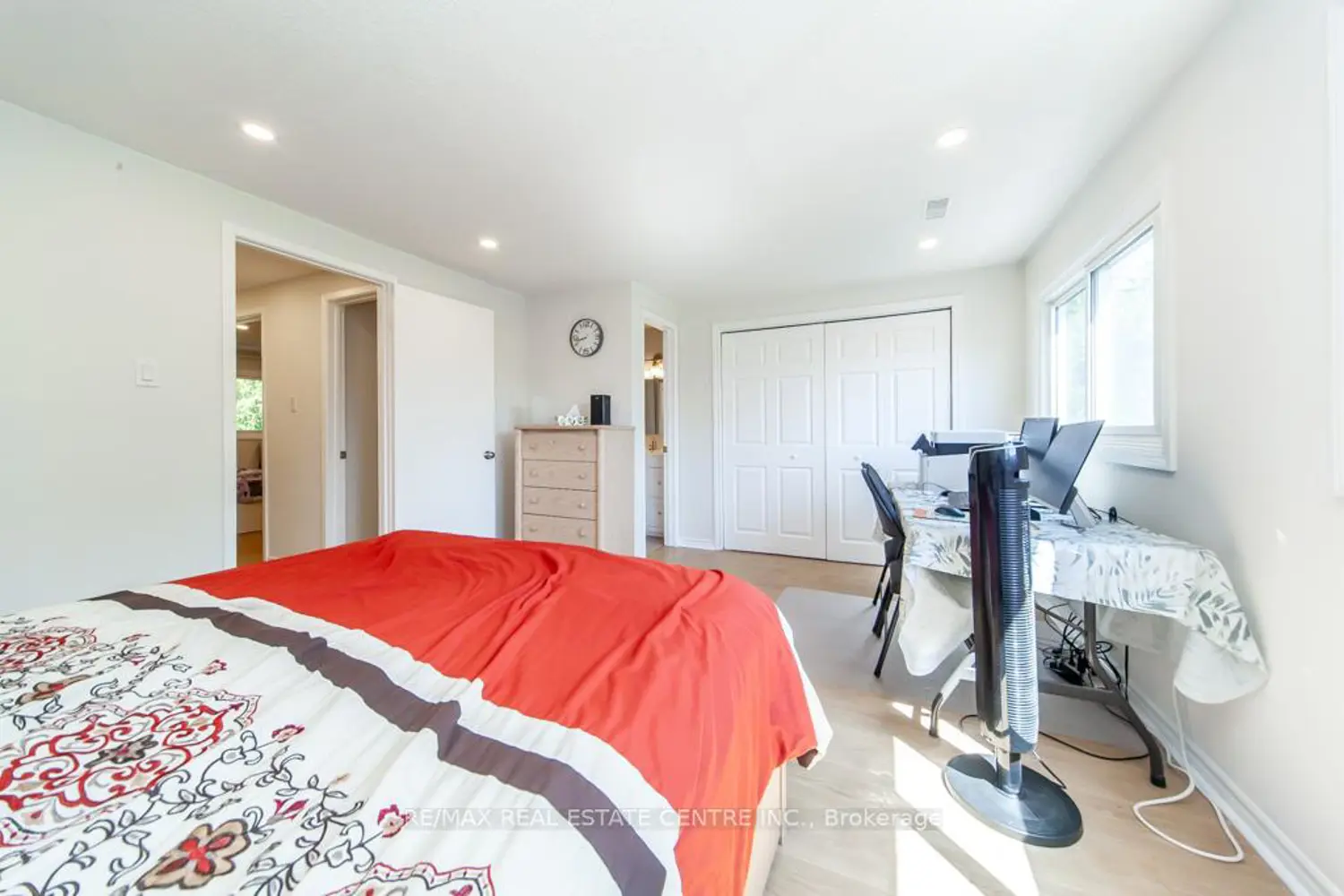 Additional image 12 of 2050 Upper Middle Road 88