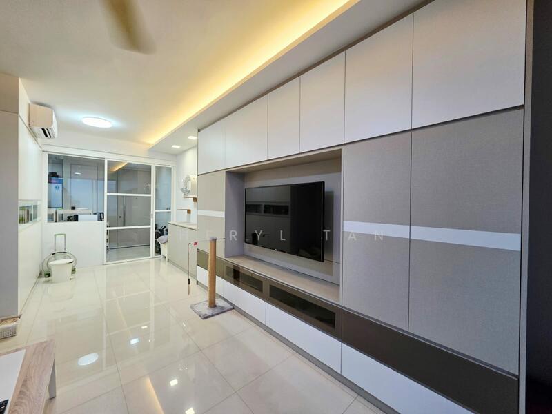 Additional image 2 of 37 Punggol Field