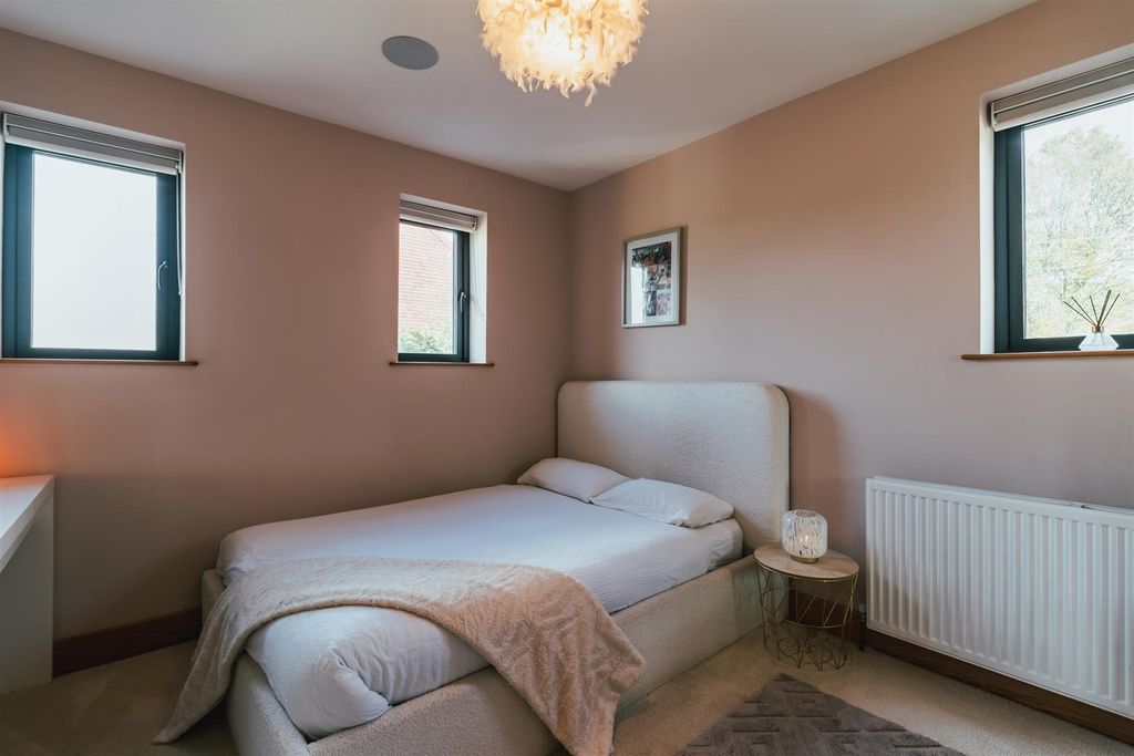 Additional image 29 of 4 bed detached house for saleStation Road, Hope, Hope Valley S33