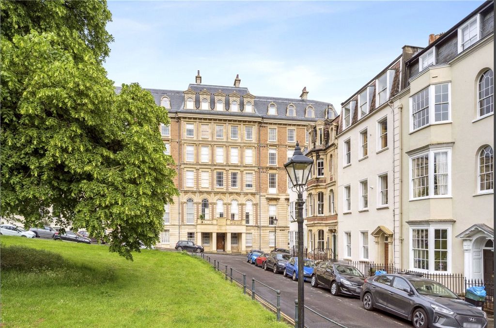 2 bed flat for saleBridge House, Clifton, Bristol BS8