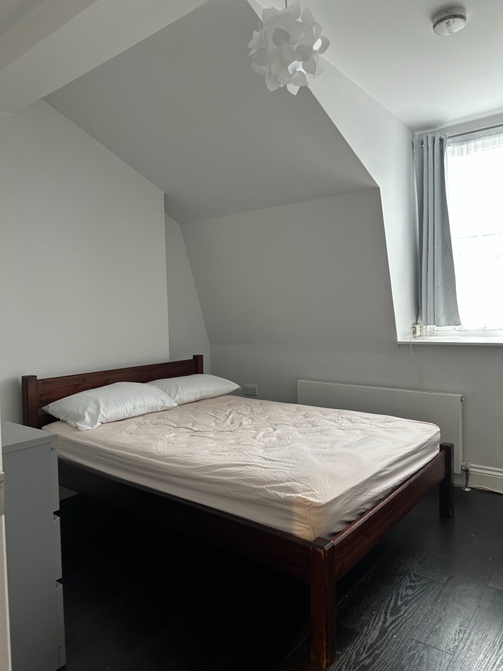 Additional image 4 of 2 Bed Flat, Holland Road, W14, N1 7GU