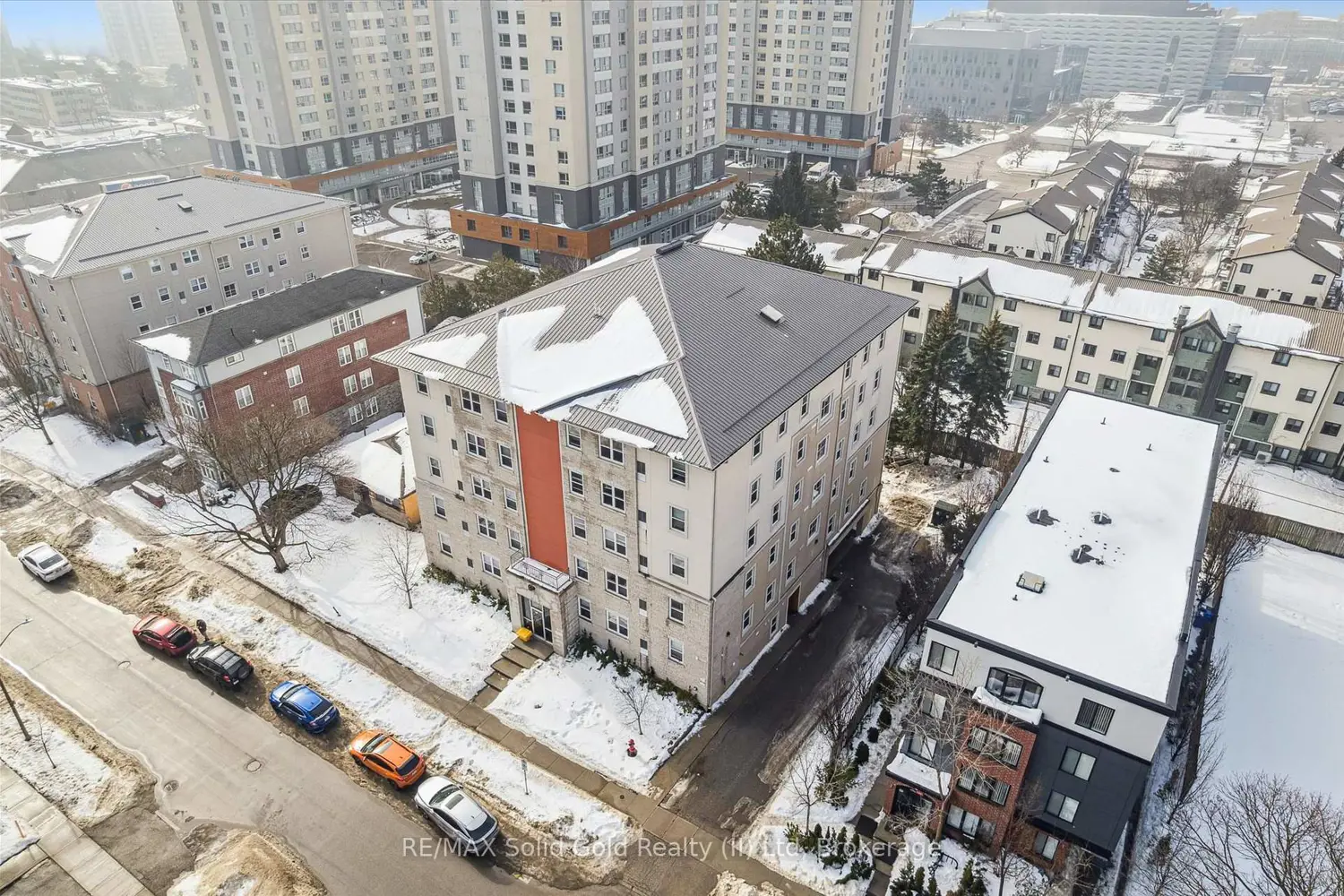 Additional image 18 of 271 Lester Street 203