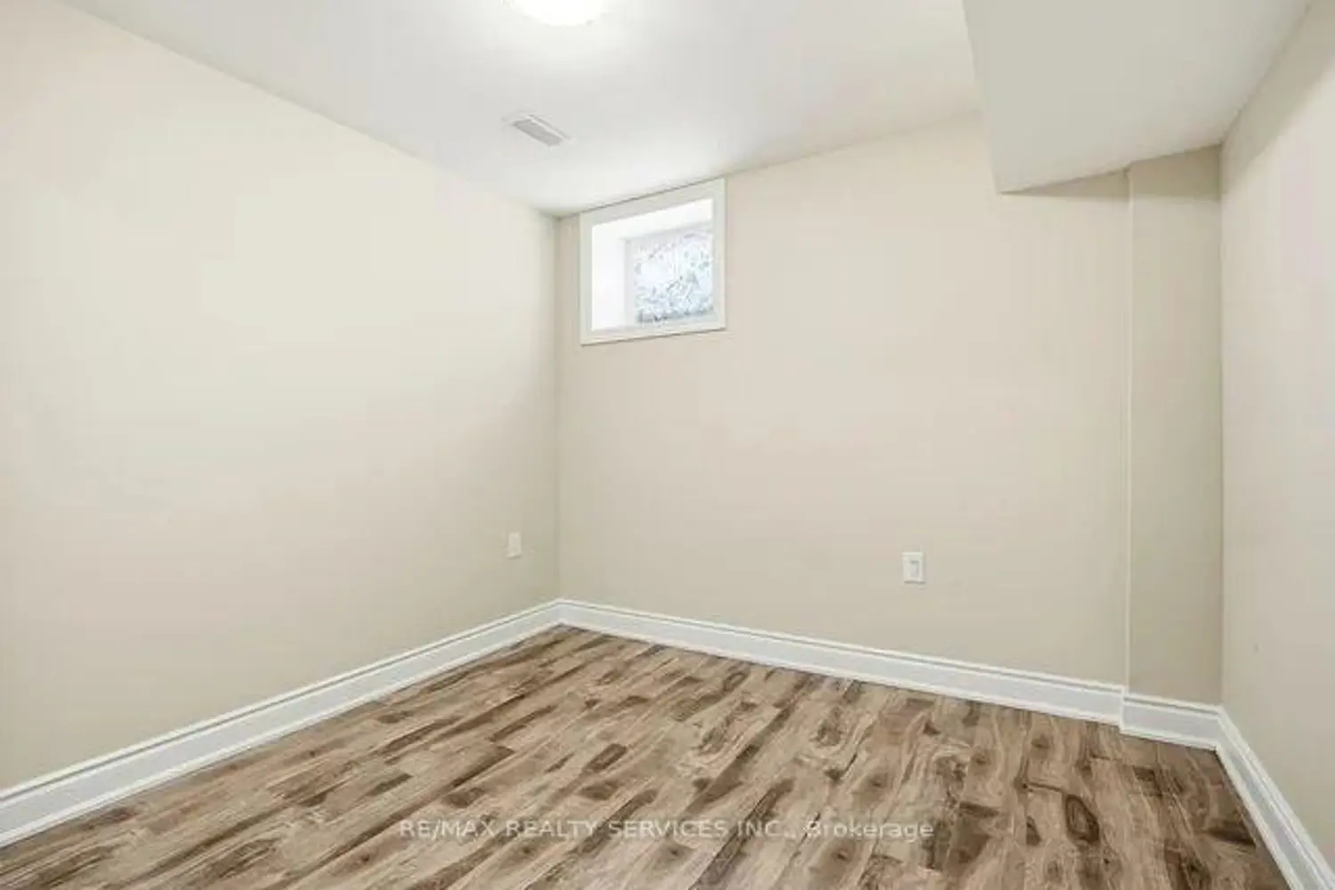 Additional image 19 of 61 Vezna Crescent