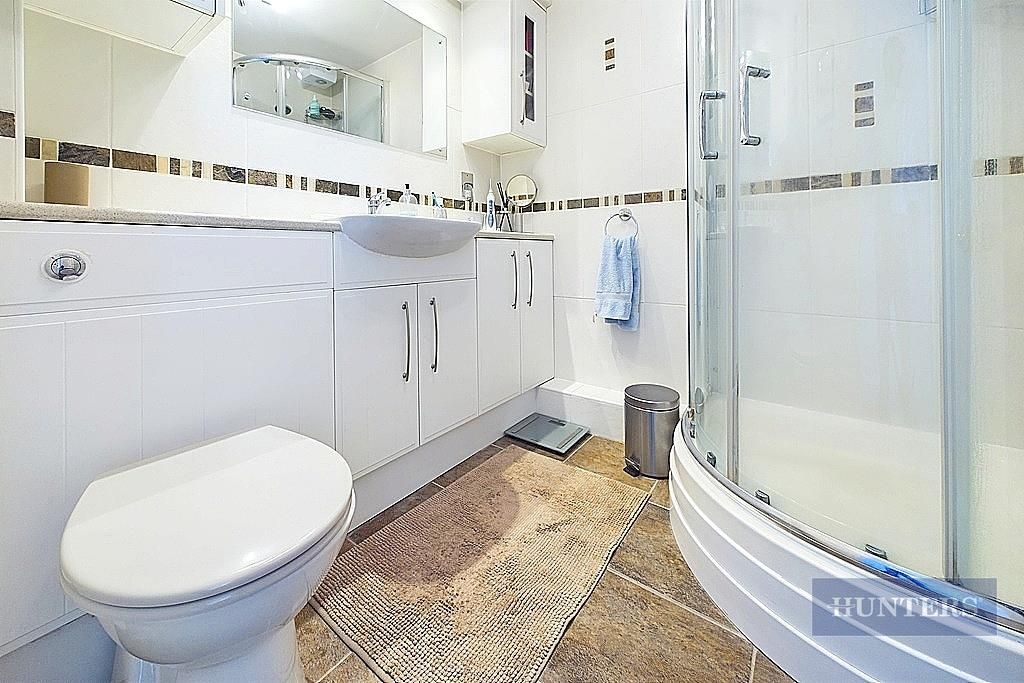 Additional image 10 of 2 bed flat for saleMoorhead Court, Ocean Village SO14