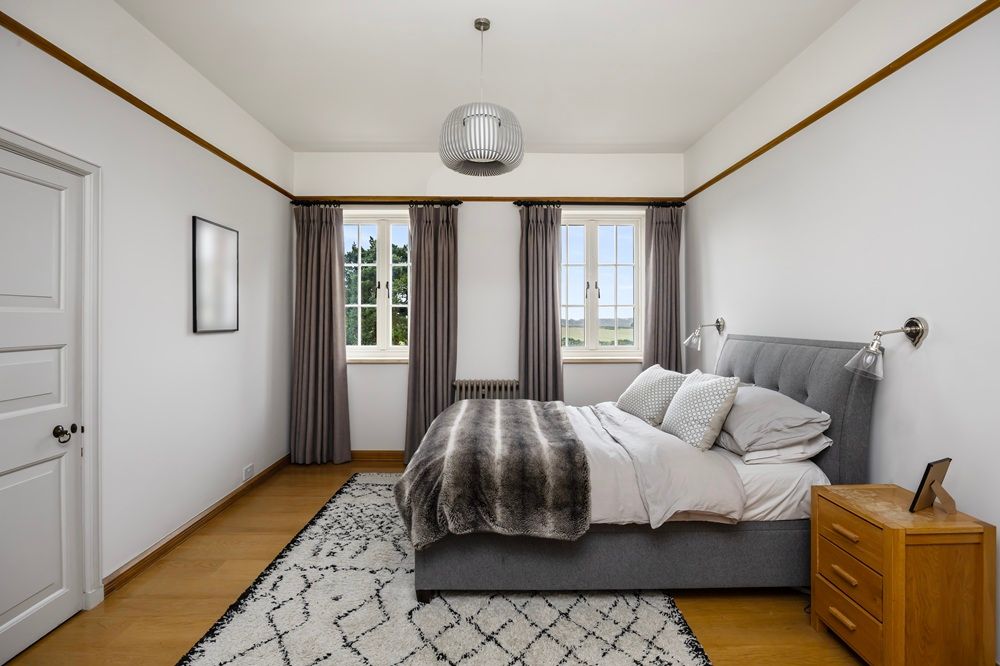 Additional image 17 of 7 bed detached house for saleGrouse Road, Horsham RH13