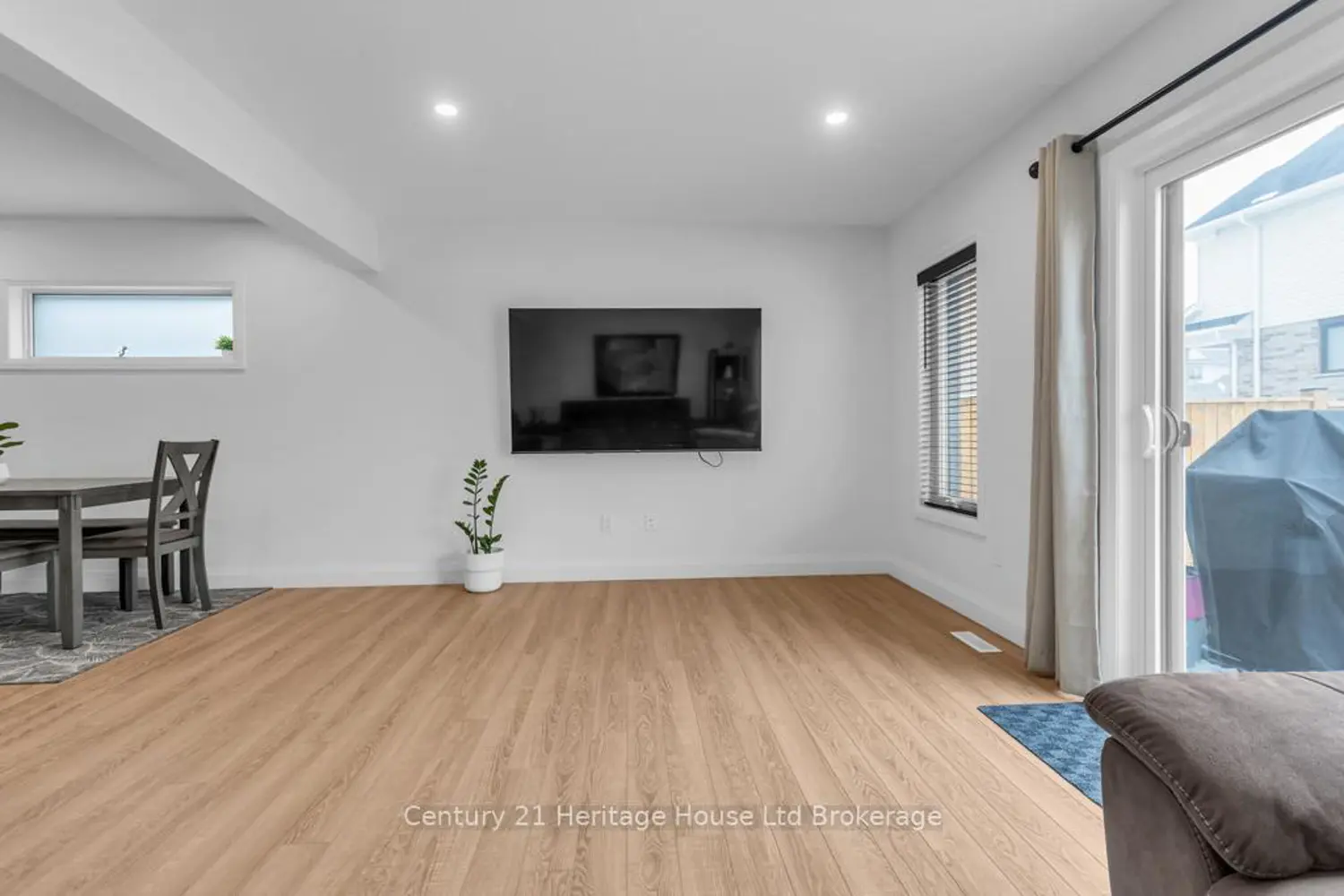 Additional image 9 of 33 Martin Street