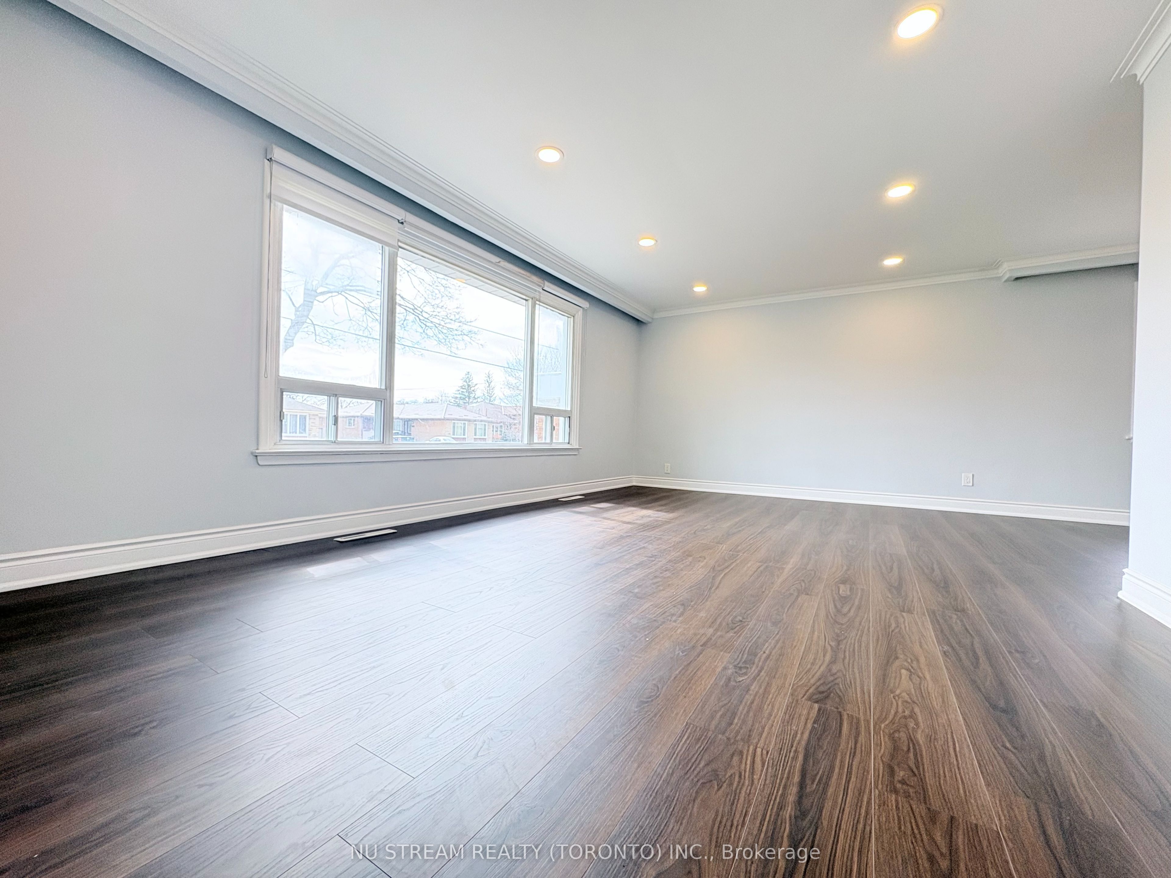 Additional image 3 of 156 Combe Avenue, Toronto, ON, M3H 4K3