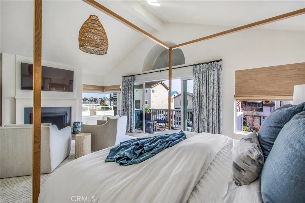 Additional image 15 of 327 Anade Ave, Newport Beach, CA 92661