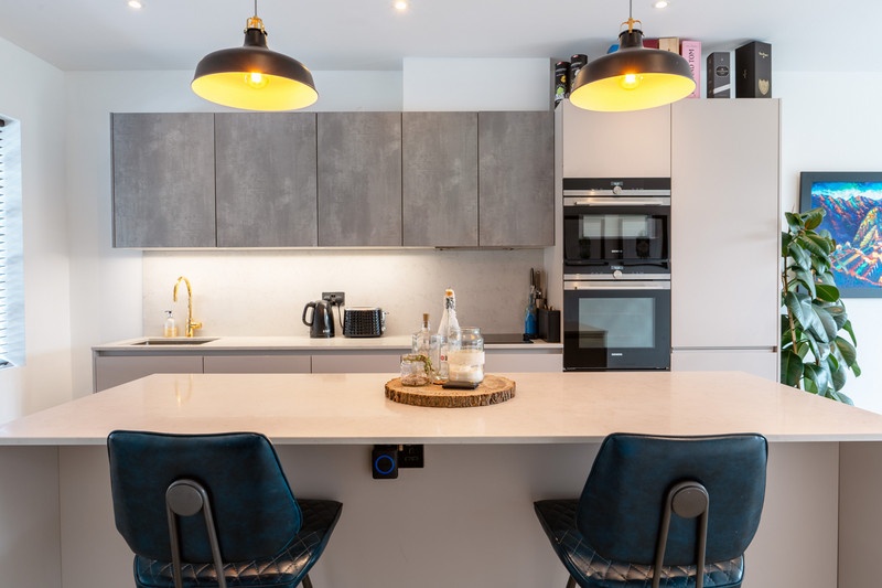 3 Bed Terraced House, Pemberton St, B18, N1 7GU