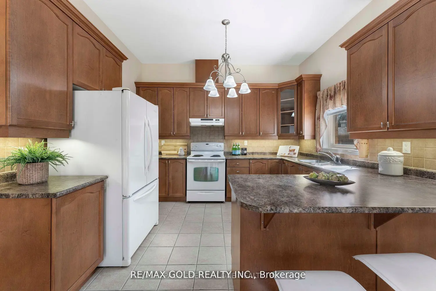 Additional image 9 of 71 Louvain Drive