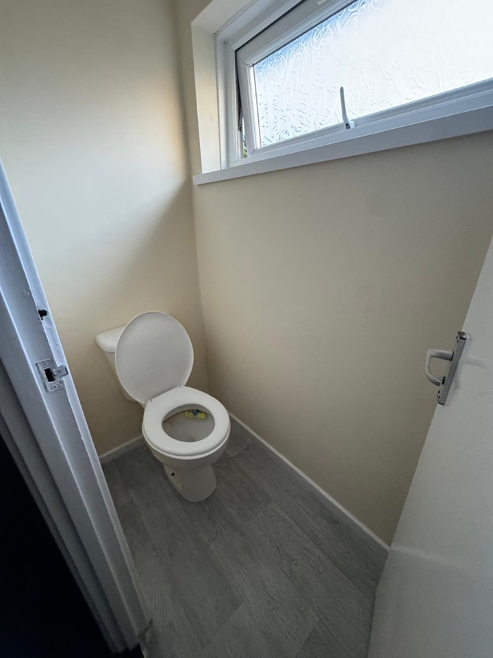 Additional image 8 of Room in a Shared House, Papyrus Way, B36, N1 7GU