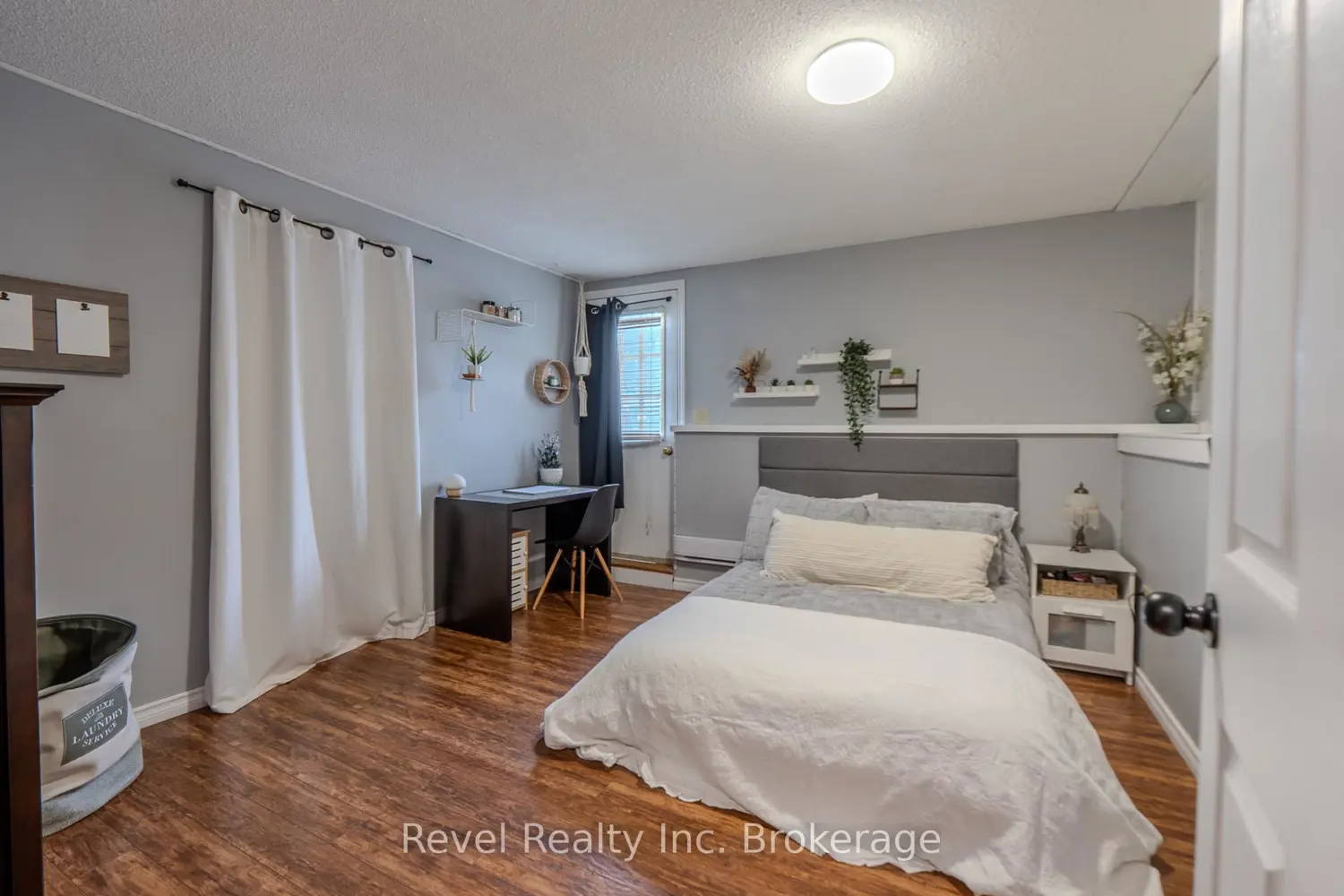 Additional image 9 of 871 Ski Club Road