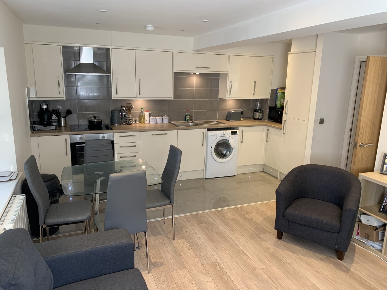 Additional image 4 of 3 Bed Flat, Headingley Lane, LS6, N1 7GU