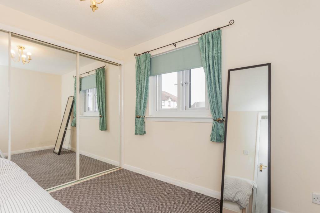 Additional image 11 of Allison Close, Aberdeen, AB12