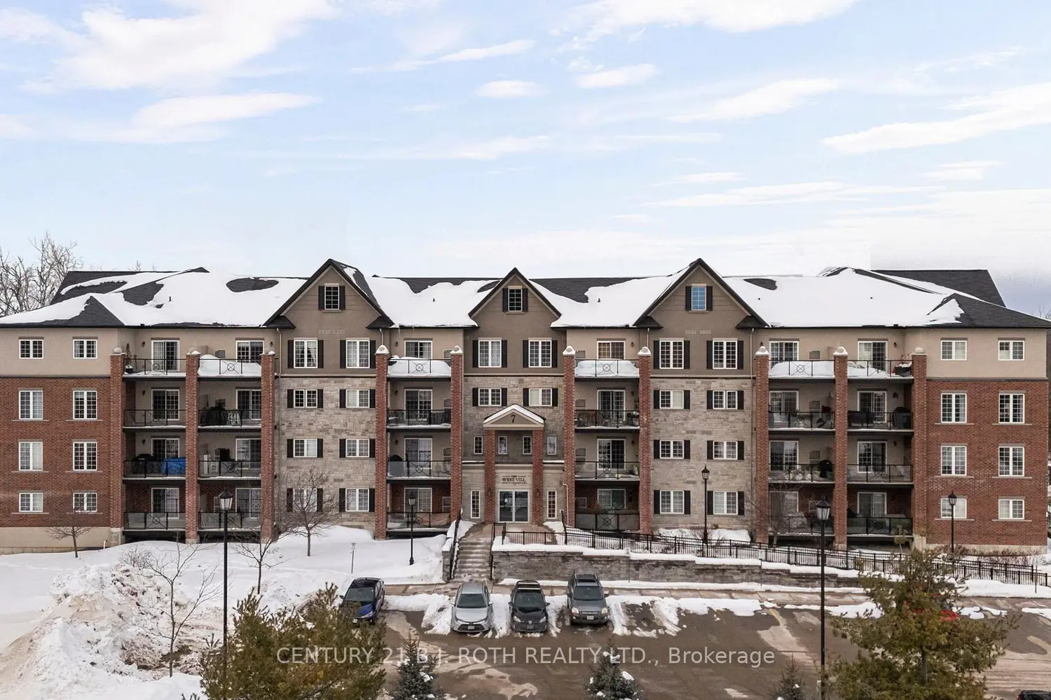 7 Greenwich Street 108