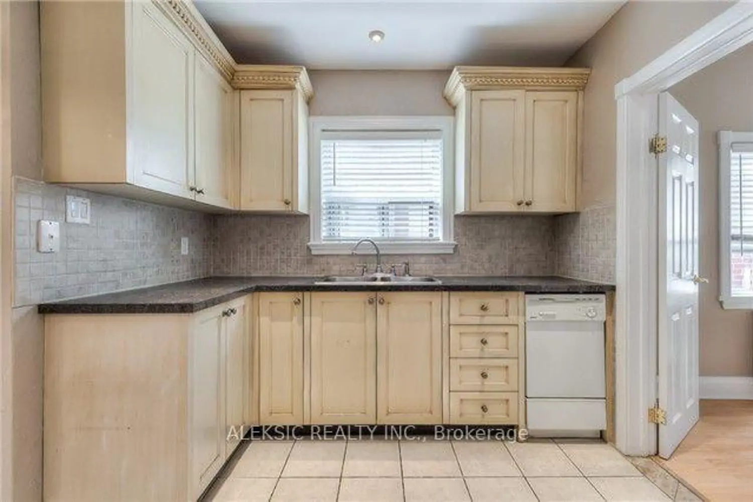 Additional image 8 of 179 Thirtieth Street