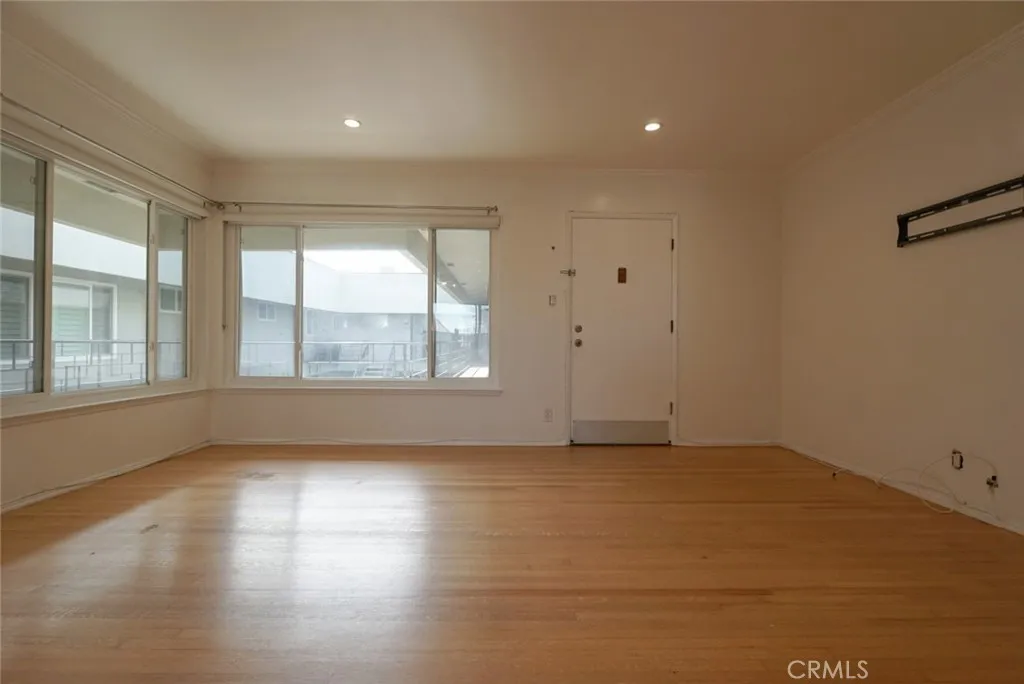 Additional image 7 of 2105 E Ocean Blvd Unit 19, Long Beach, CA 90803