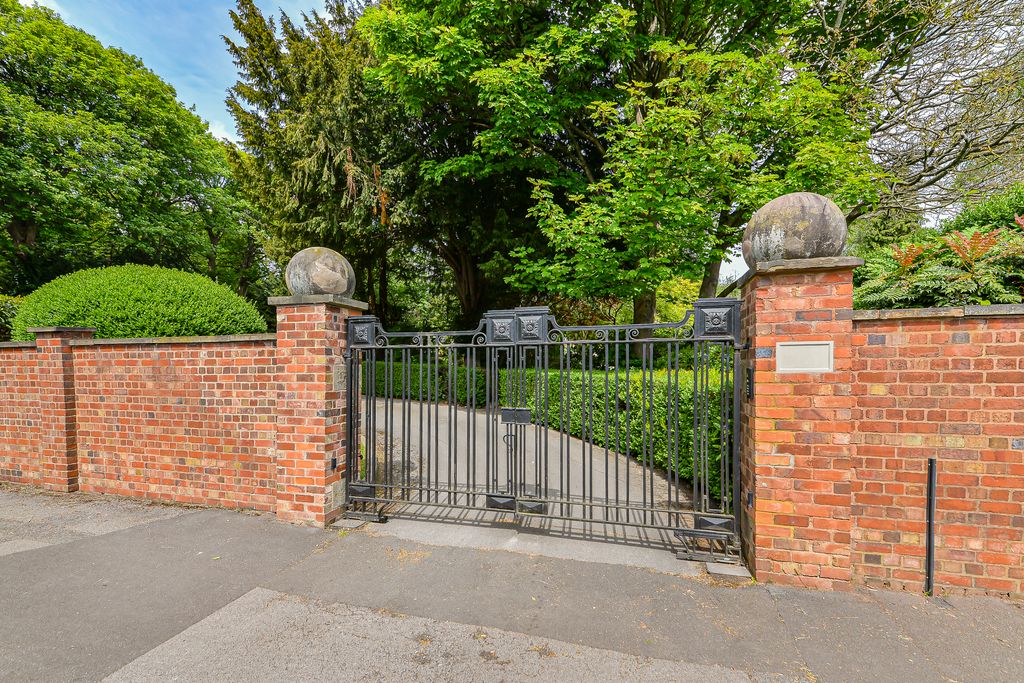 Additional image 45 of 6 bed detached house for saleWoodbourne Road, Harborne B17