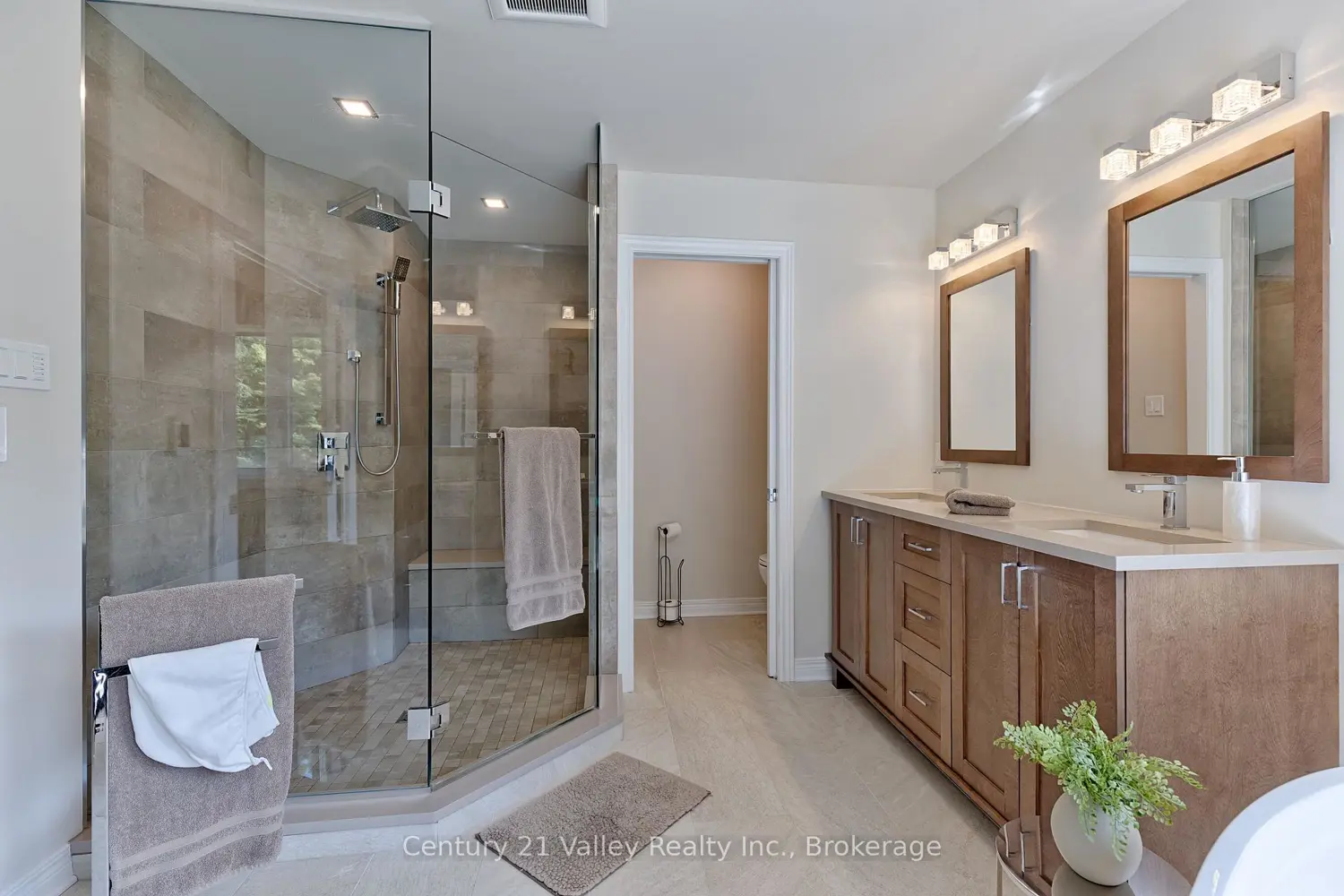 Additional image 12 of 5421 Carp Road