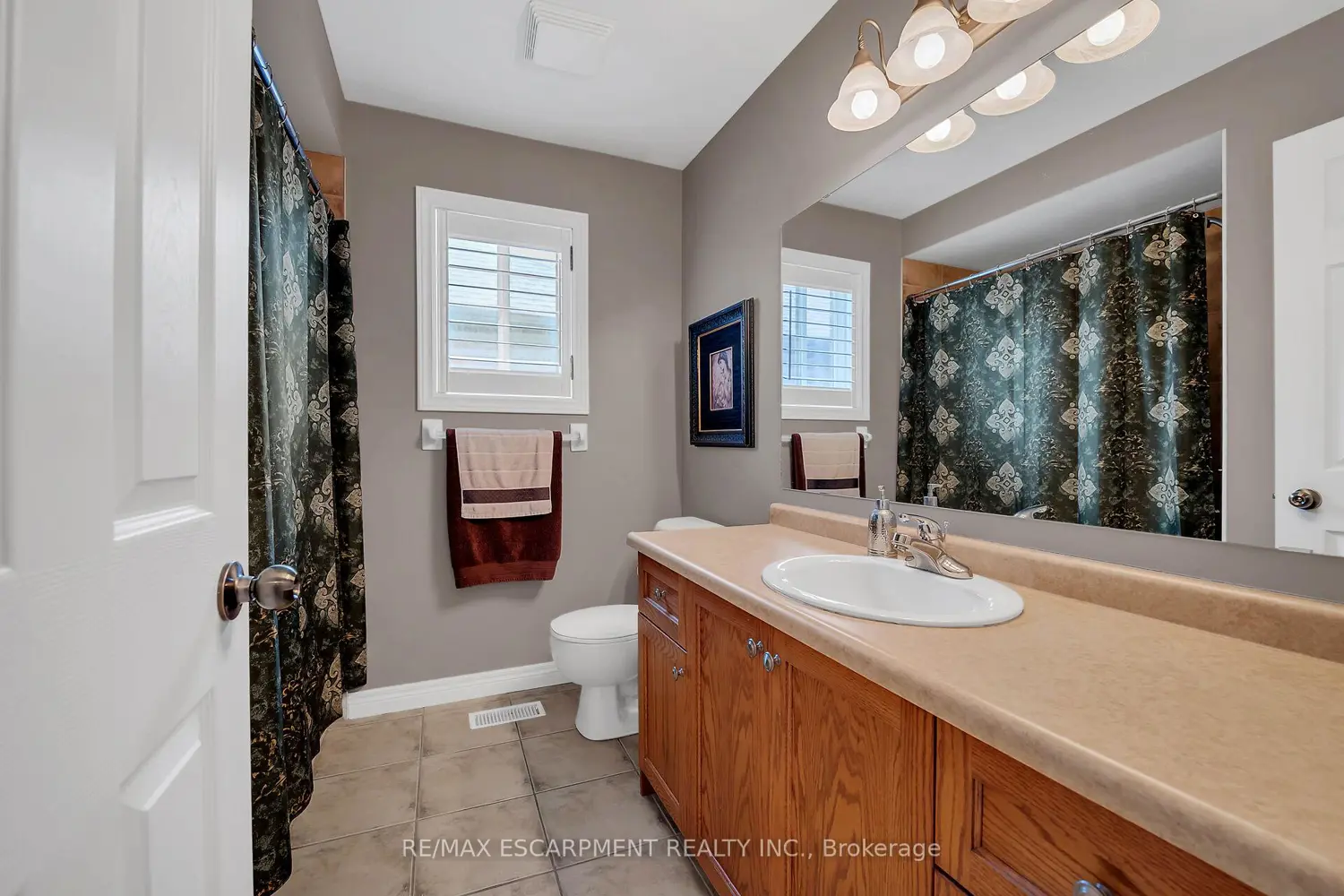 Additional image 14 of 4 Moonstone Court