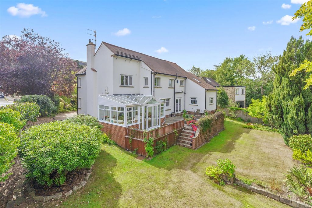Additional image 2 of 6 bed detached house for saleBolling Road, Ilkley LS29