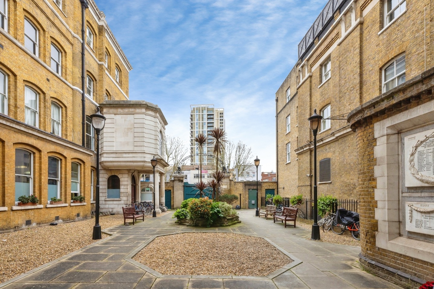 Additional image 12 of 2 Bed Flat, Whitechapel Road, E1, N1 7GU