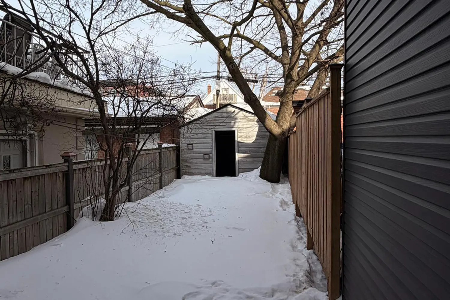 Additional image 6 of 483 Roxton Road