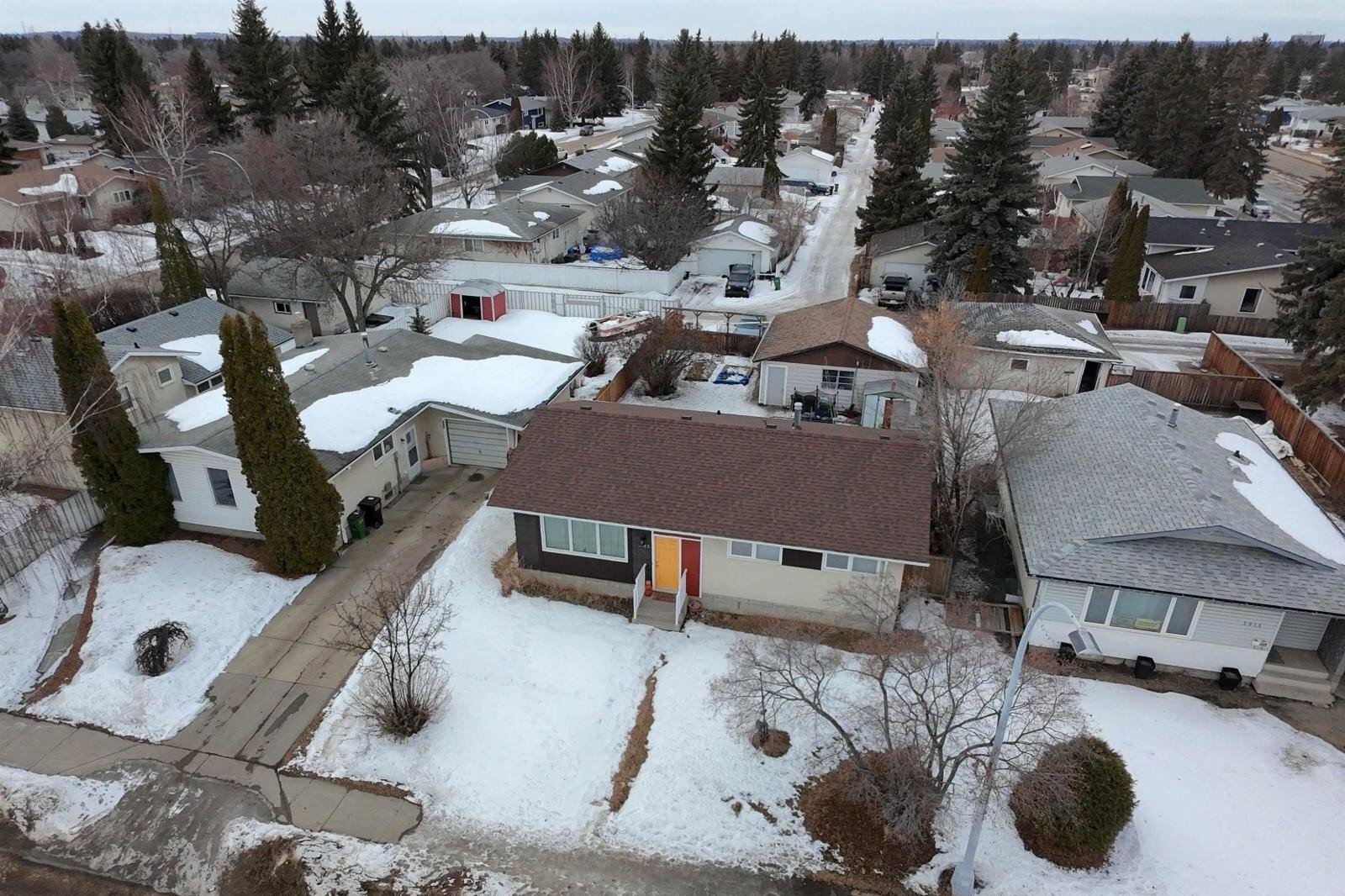 Additional image 7 of 3912 108 Street NW, Edmonton, AB, T6J1B9