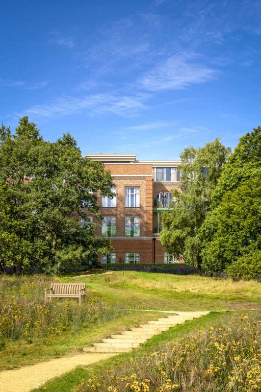 Additional image 20 of 3 bed flat for saleLarch Avenue, Ascot SL5