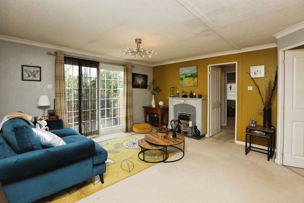Additional image 19 of 2 bed mobile/park home for saleShamblehurst Lane South, Hedge End, Southampton SO30