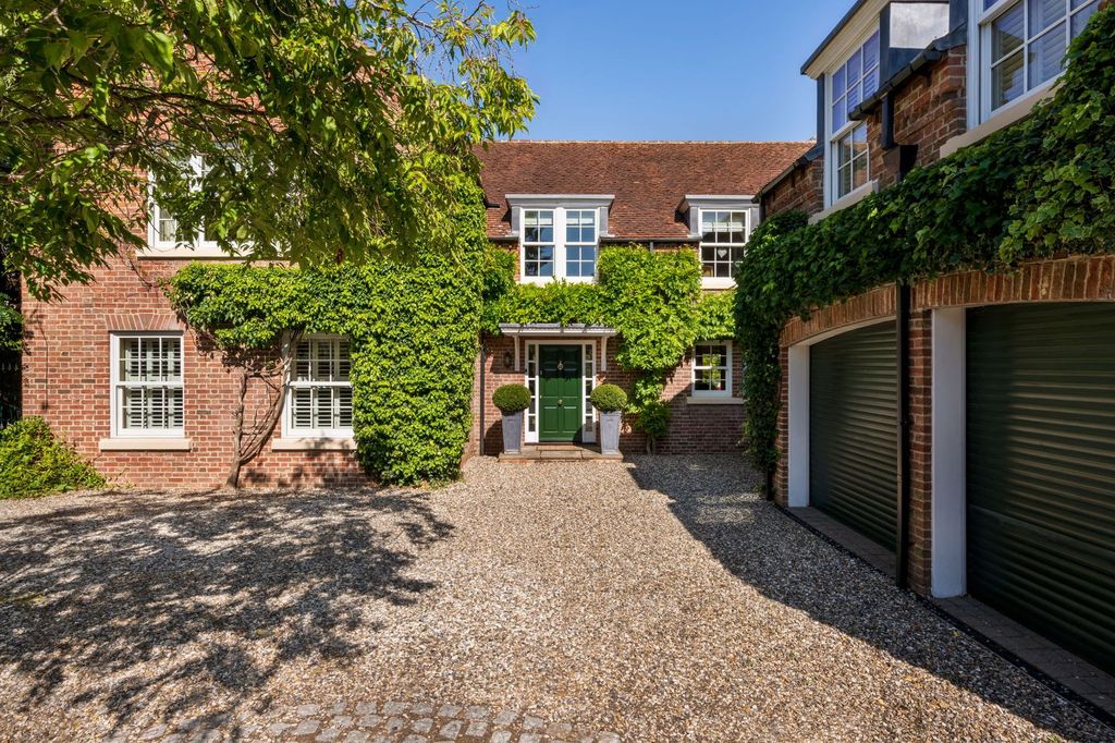 5 bed detached house for saleHigh Street, Chieveley RG20