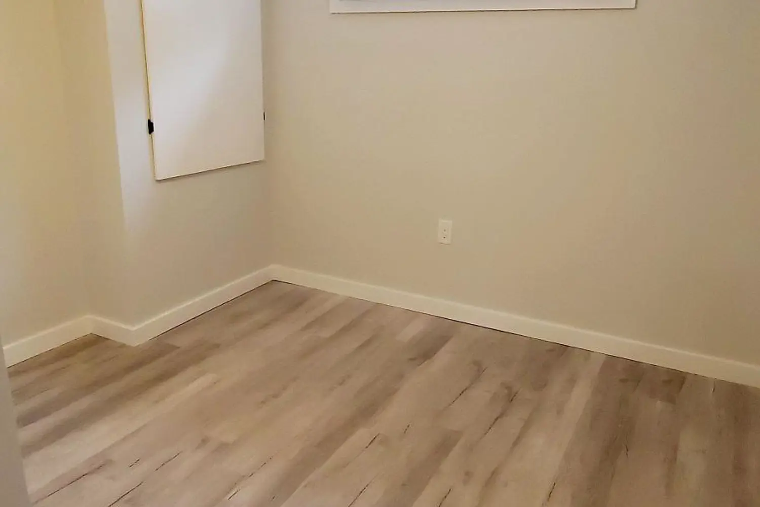 Additional image 17 of 1329 Bloomsbury Crescent