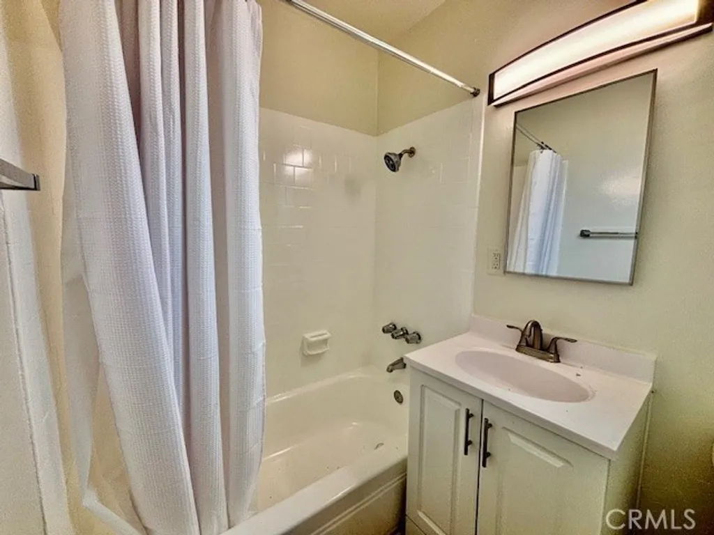 Additional image 13 of 12425 Harris Ave Unit 1, Lynwood, CA 90262