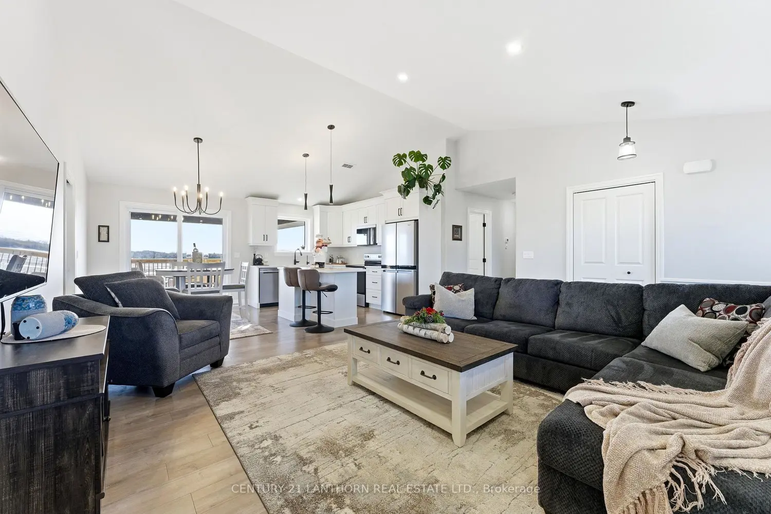 Additional image 4 of 1232 County Road 7