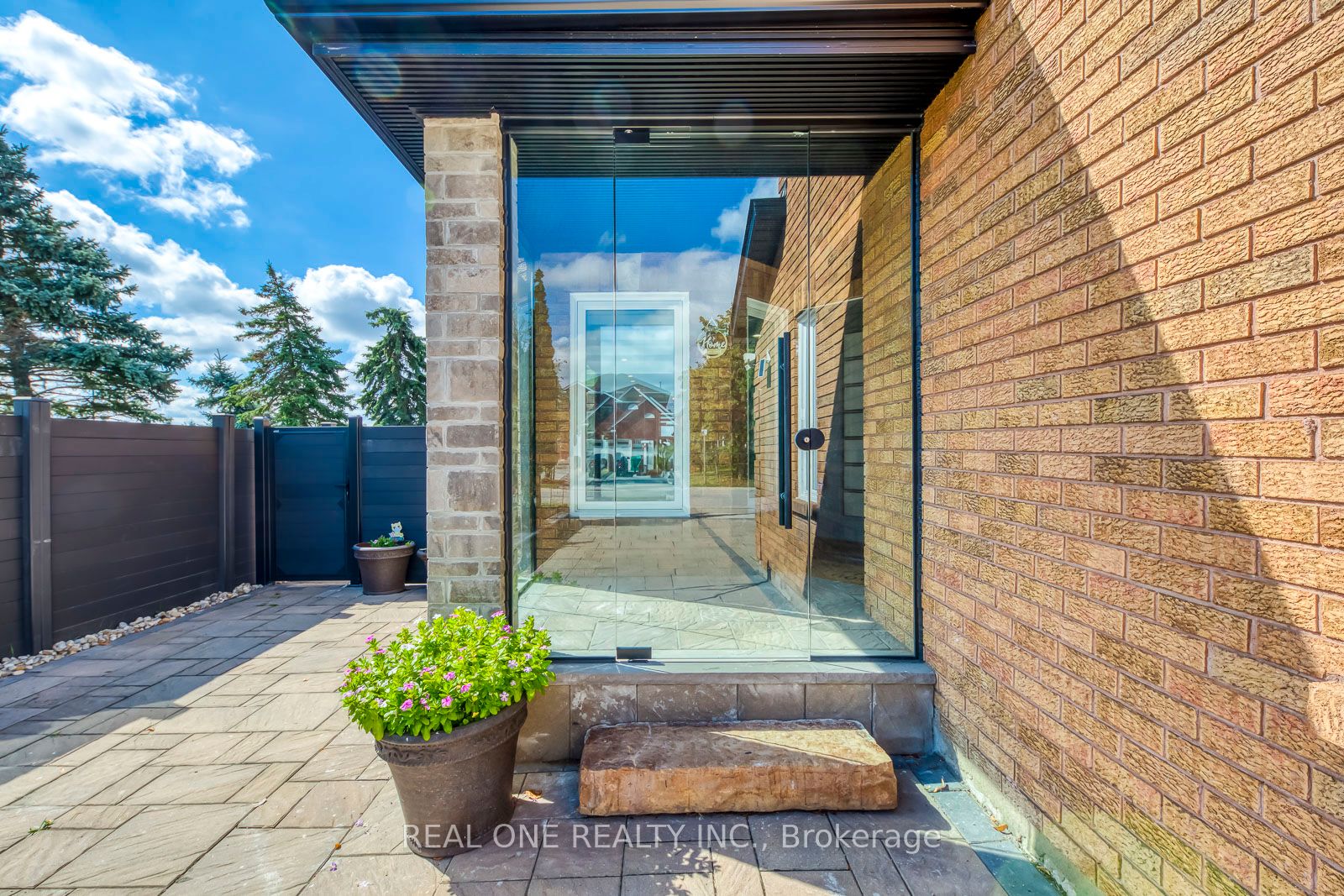 Additional image 2 of 6150 Duford Drive, Mississauga, ON, L5V 1A6