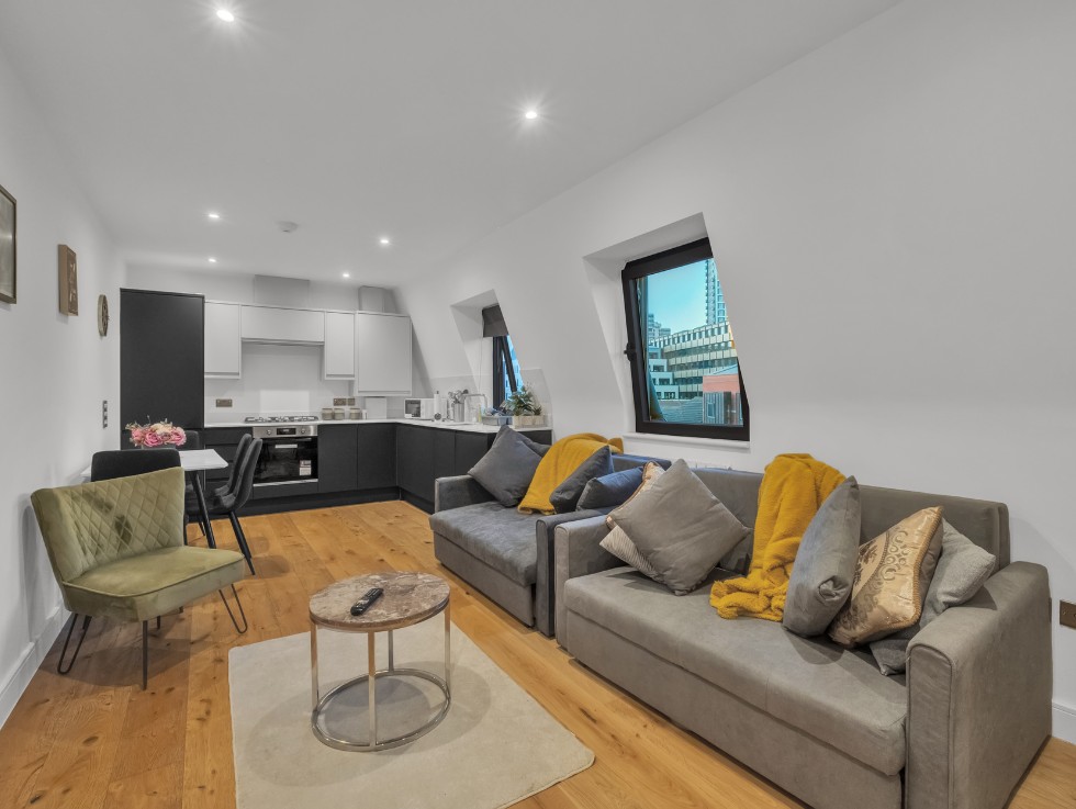 Additional image 10 of 1 Bed Flat, Lower Road, SE16, SE17 3NF