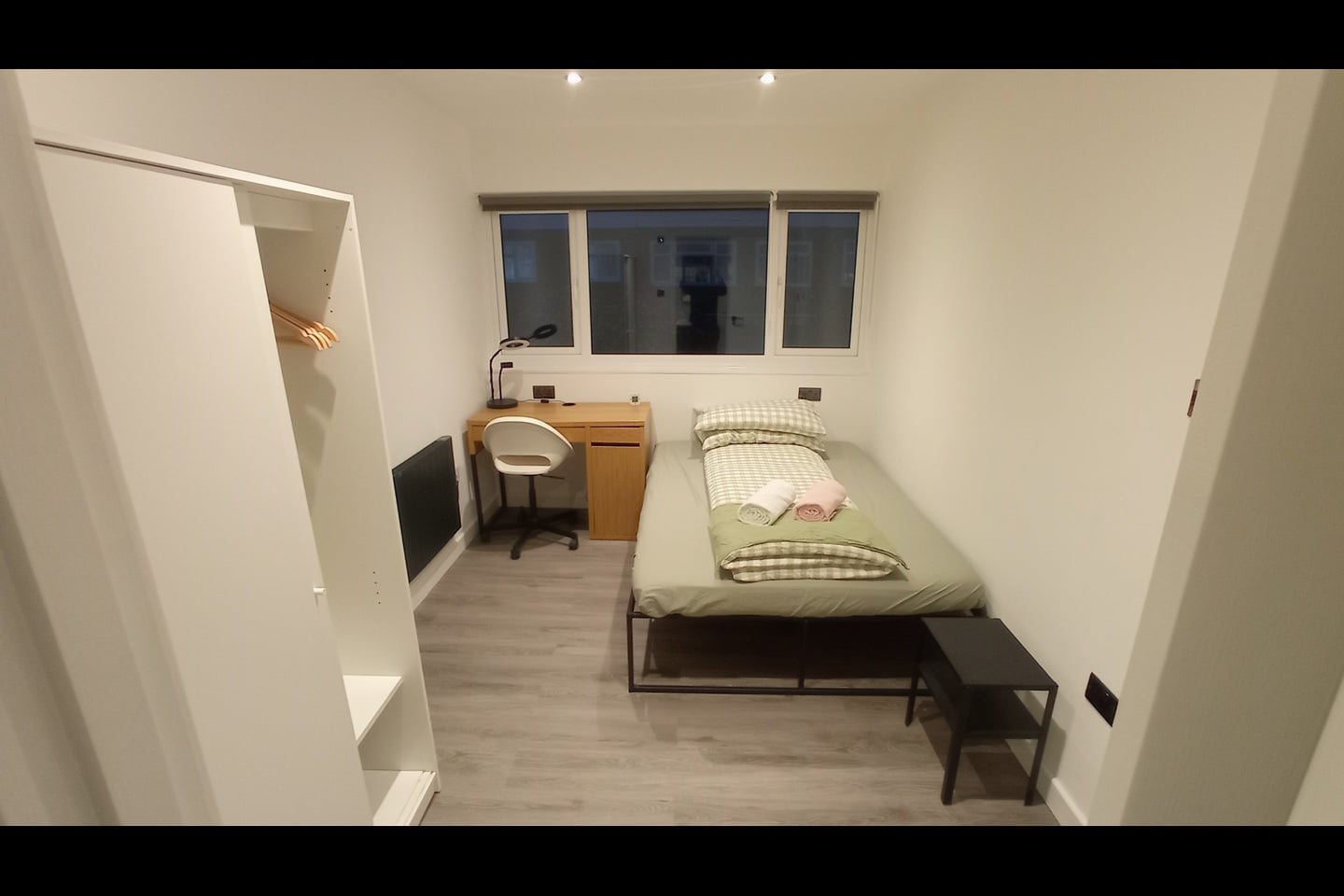 Additional image 6 of Studio Flat, Swedenborg Gardens, E1, N1 7GU