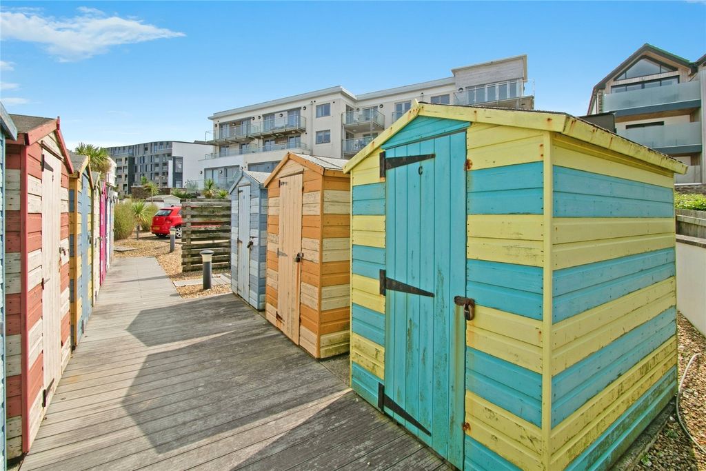 Additional image 16 of 3 bed flat for salePentire Avenue, Pentire, Newquay, Cornwall TR7