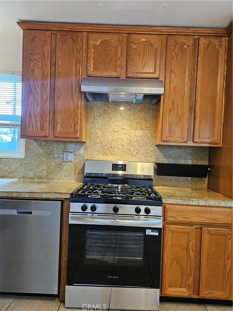 Additional image 49 of 18237 Valley Vista Boulevard, Tarzana, CA 91356