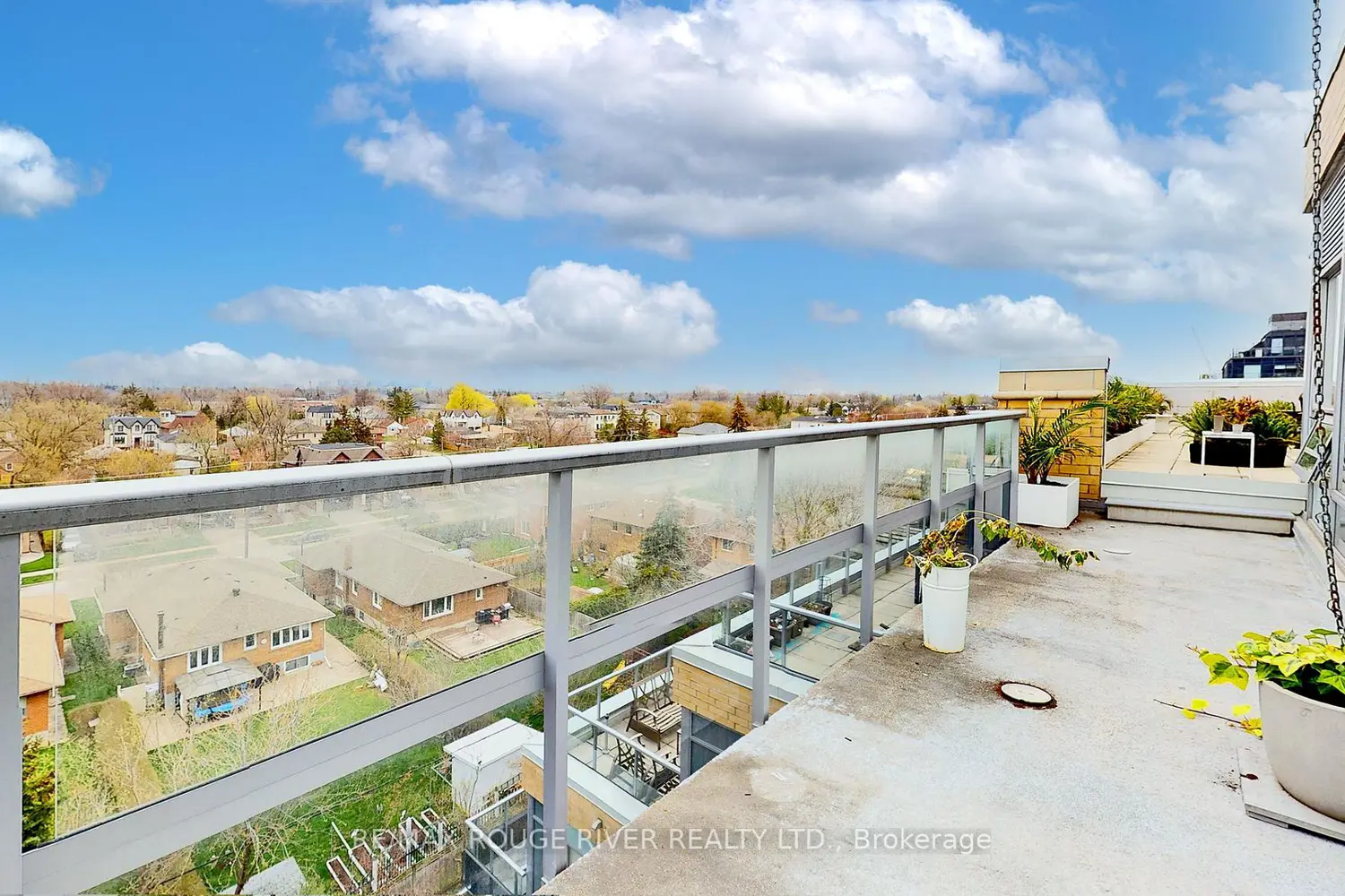 Additional image 18 of 701 Sheppard Avenue 702