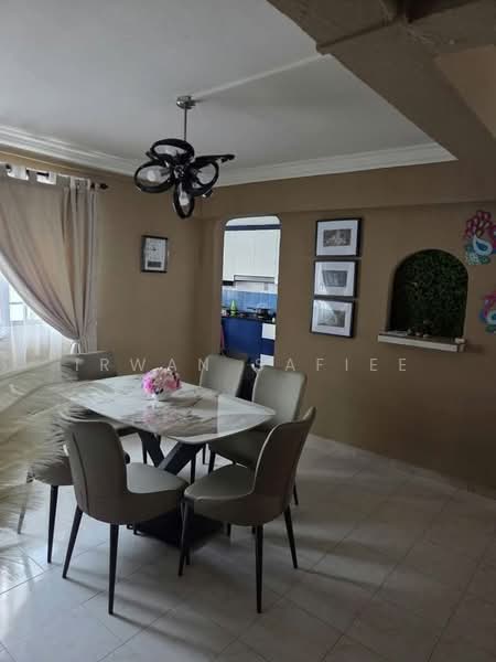 Additional image 2 of 216 Bukit Batok Street 21