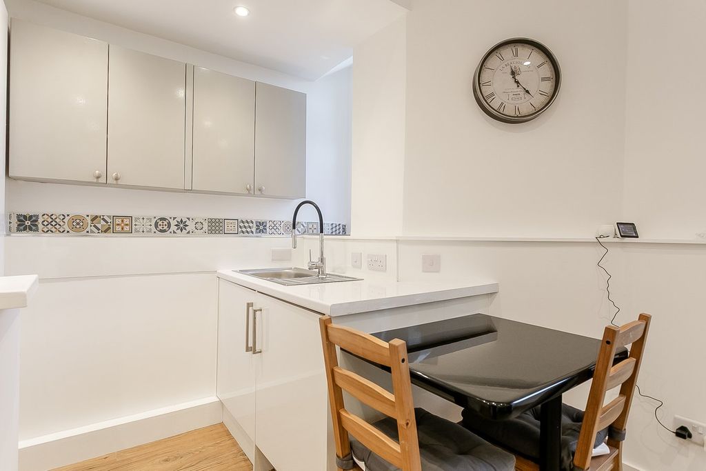 Additional image 5 of 1 bed flat for saleSeafield Road East, Edinburgh EH15