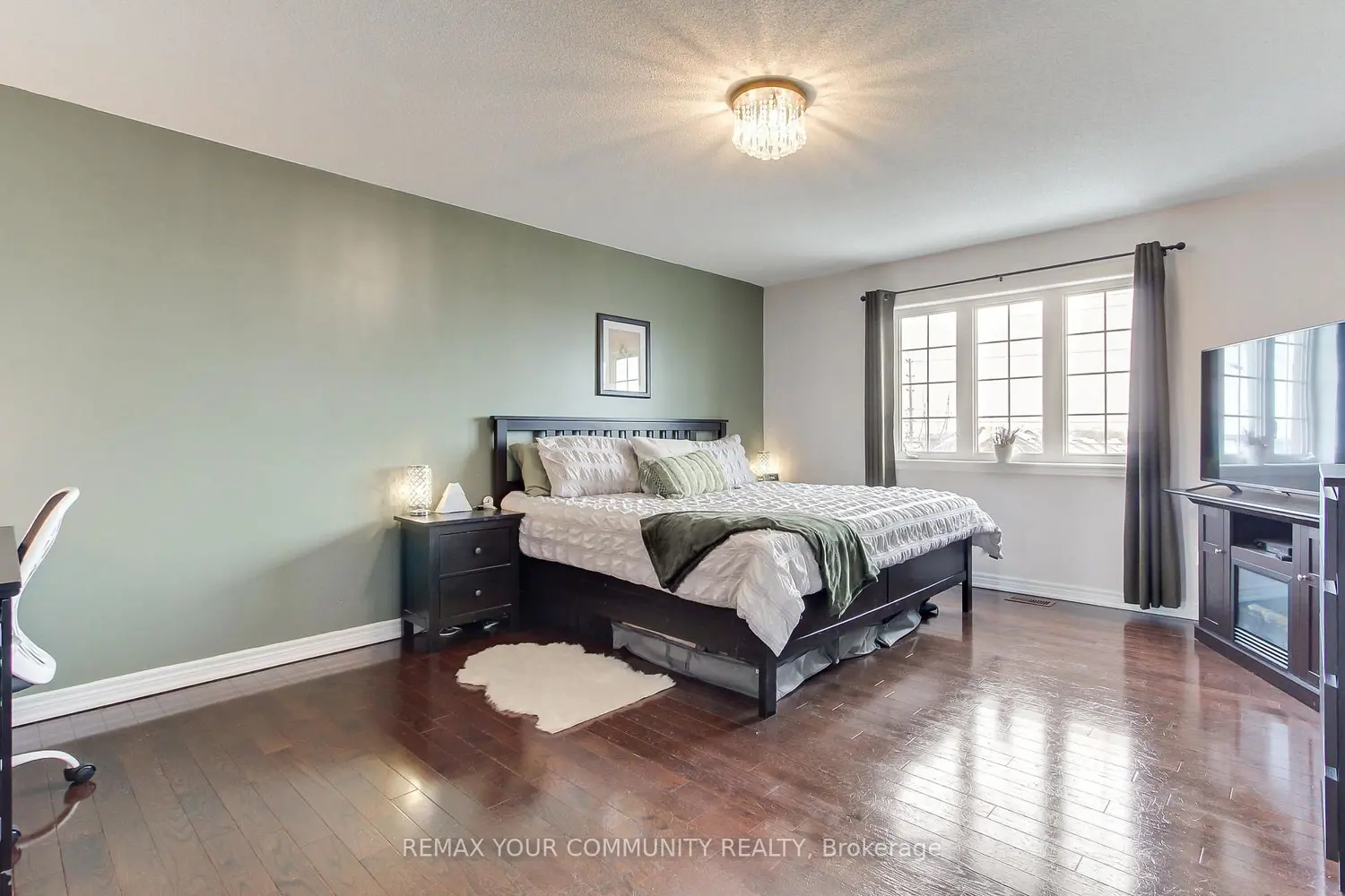 Additional image 13 of 506 Foxcroft Boulevard