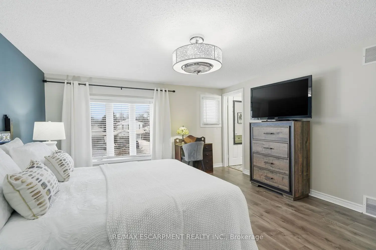 Additional image 13 of 24 Braeheid Avenue