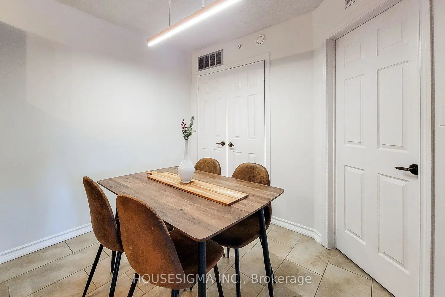 Additional image 9 of 4003 Kilmer Drive 204