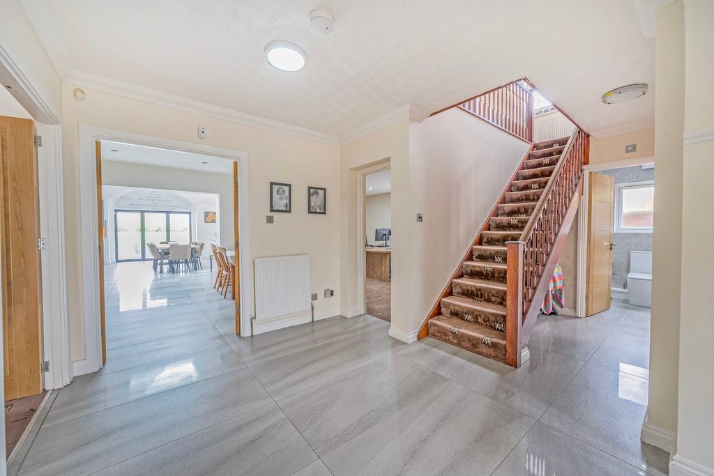 Additional image 7 of 8 bed detached house for saleGreen End Road, Kempston, Bedford MK43