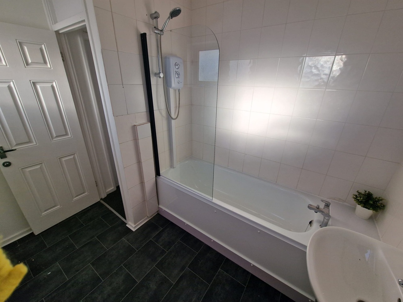 Additional image 9 of Room in a Shared House, Tarrant Grove, B32, N1 7GU